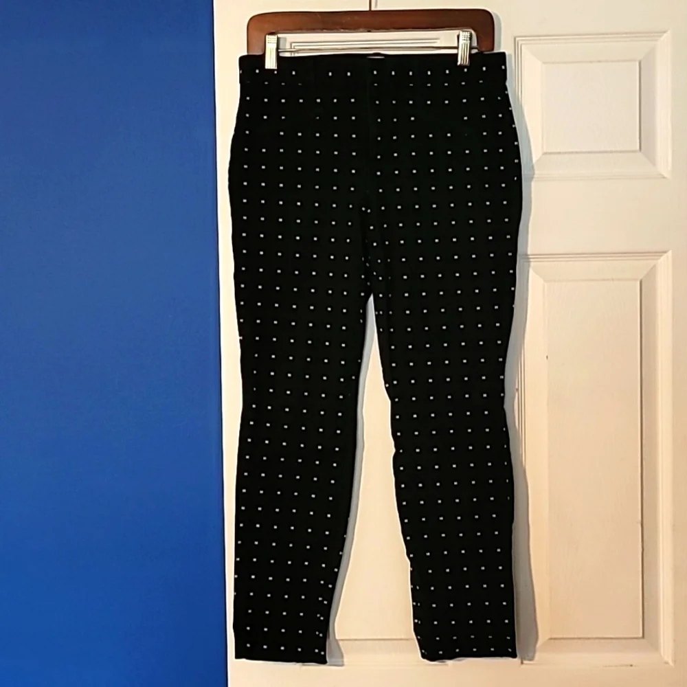 Gap pants 👖 😍 - Picture 1 of 3
